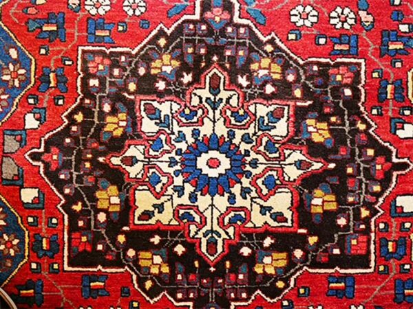 Hand Knotted Antique Bakhtiari Rug