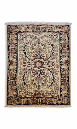 Hand Knotted Persian Mehraban Rug