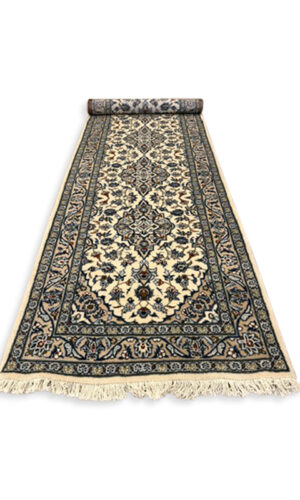 Hand Knotted Persian Kashan Rug