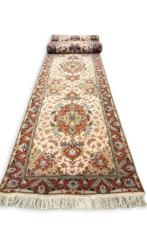 Hand Knotted Persian Tabriz Rug